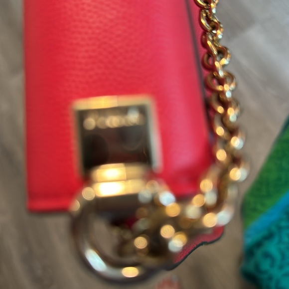 πΊπΊ Stunning  raspberry Furla with chain and leather cross body strap.πΊπΊ - Picture 12 of 13